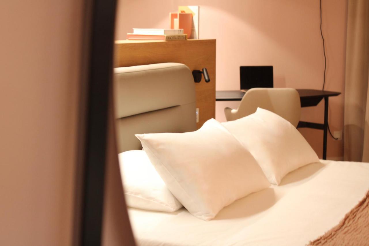 Mihotel Sala 리옹 외부 사진