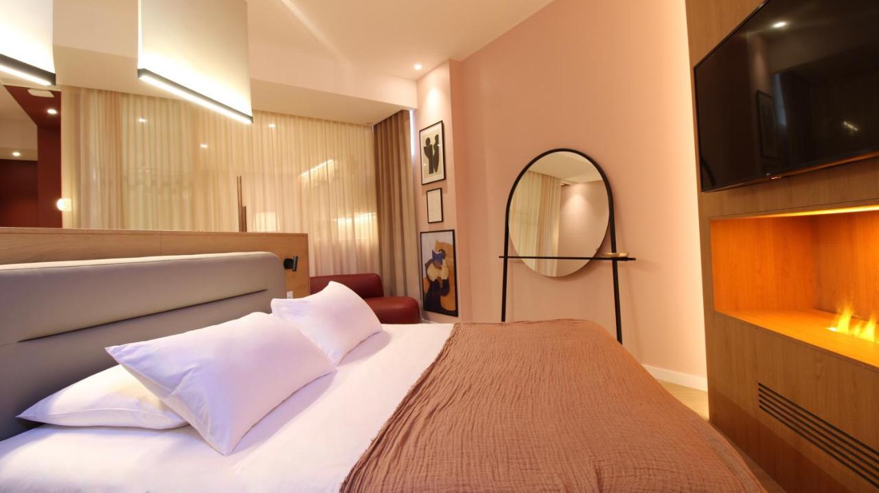 Mihotel Sala 리옹 외부 사진
