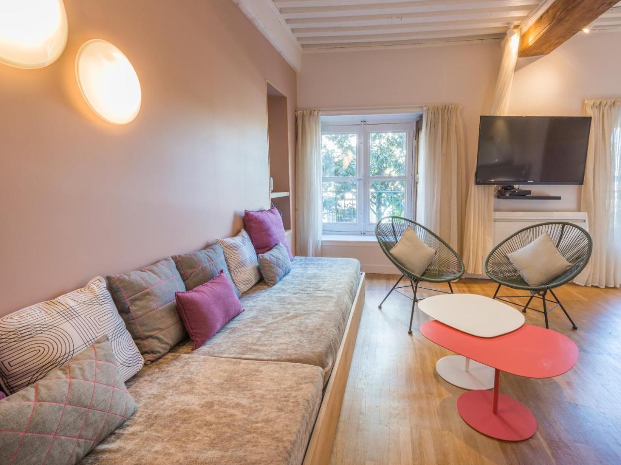 Mihotel Sala 리옹 외부 사진